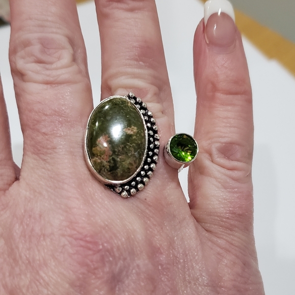 Beautiful, Handmade Unique Unakite Peridot Gem 925 Ring - Picture 15 of 15
